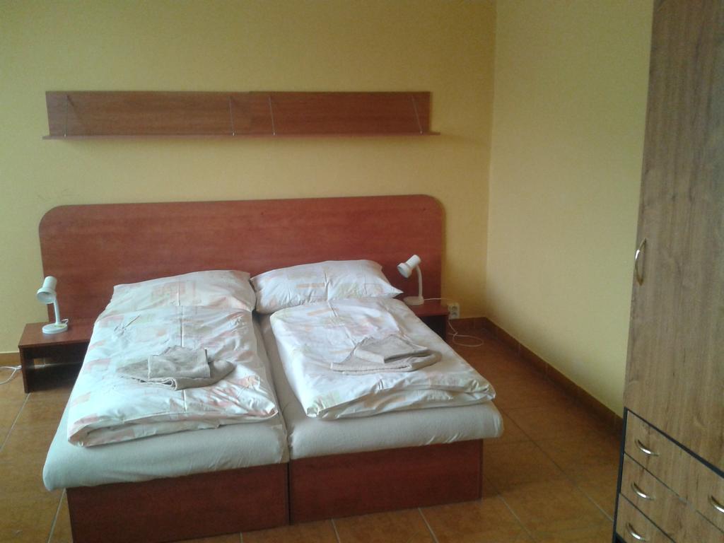Garni Hotel Sonata Trenčianske Teplice Esterno foto