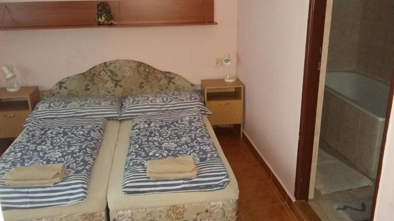 Garni Hotel Sonata Trenčianske Teplice Esterno foto