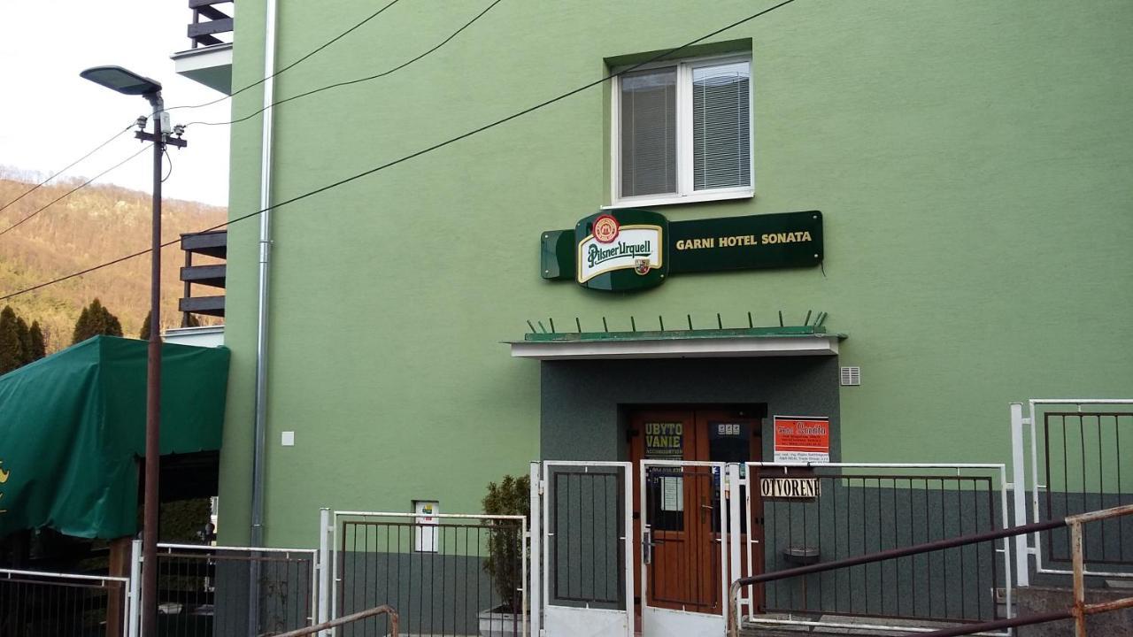 Garni Hotel Sonata Trenčianske Teplice Esterno foto